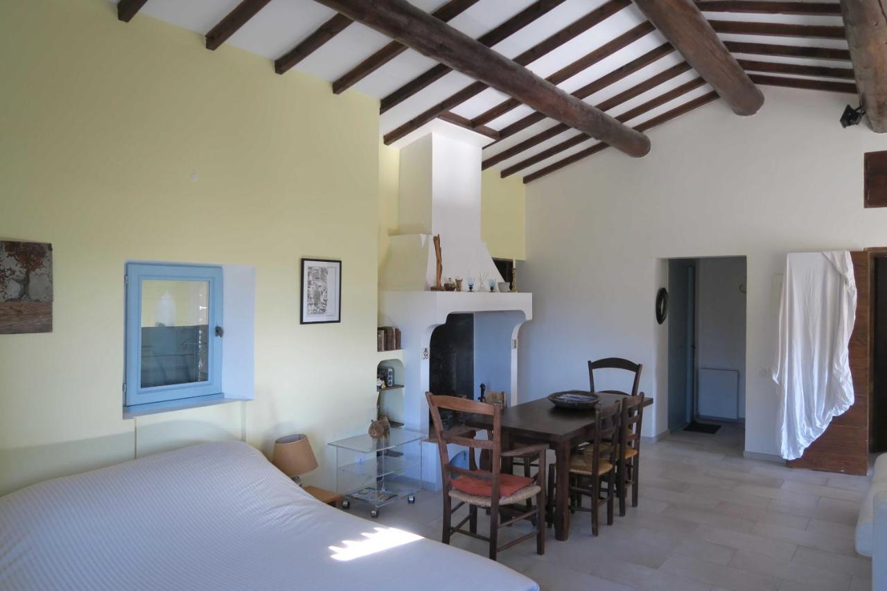 Bastide Au Coeur Du Luberon Apartment Gordes Exterior foto